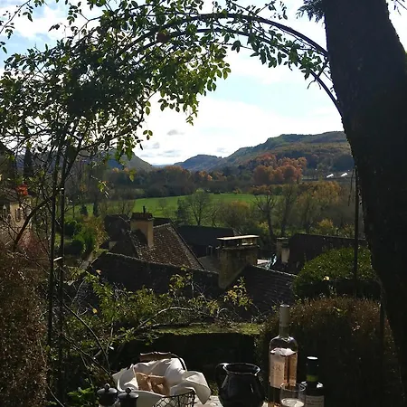 La Source, Beynac, Dordogne Beynac-et-Cazenac