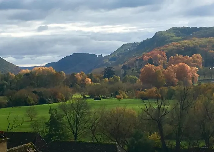 La Source, Beynac, Dordogne Гостевой дом 3*