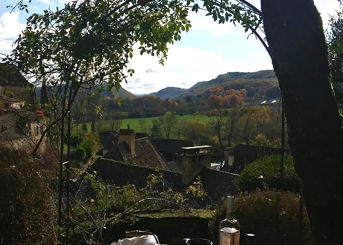 La Source, Beynac, Dordogne Бейнак-э-Казенак